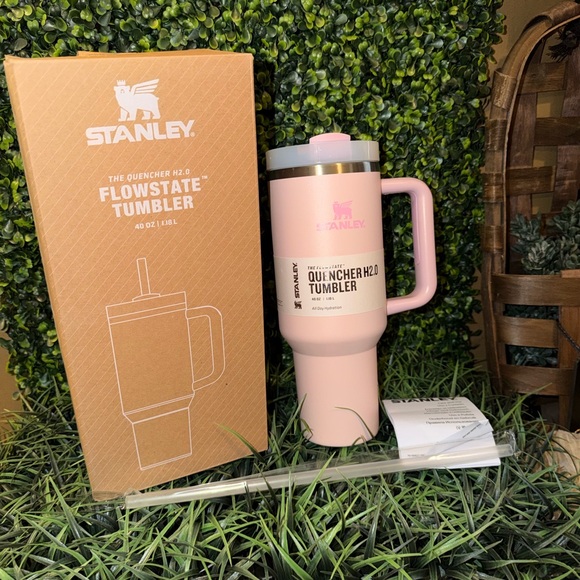 Stanley Baby Pink Flowstate 40oz Quencher Tumbler - Picture 2 of 2
